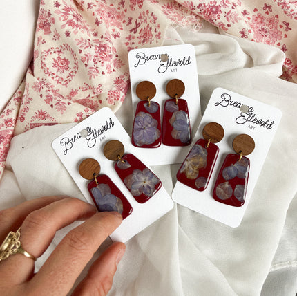 Berry Base w/ Pressed Flowers