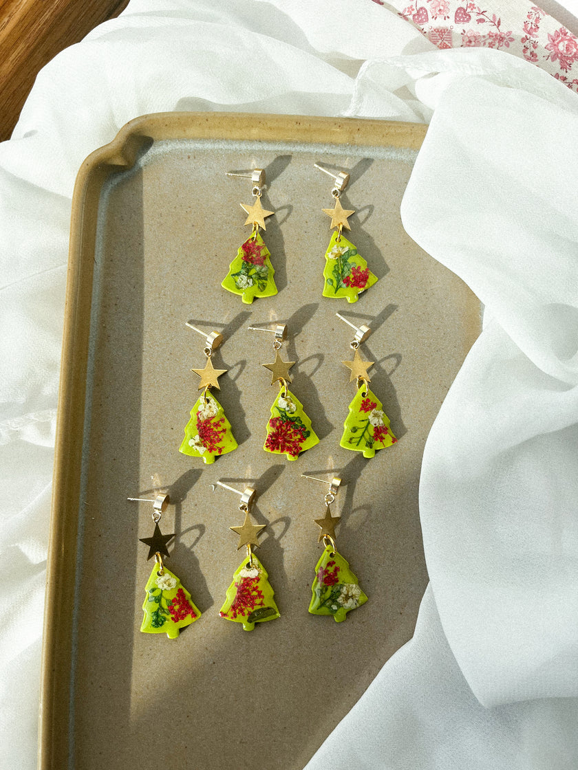 Christmas Tree w/ Pressed Flowers