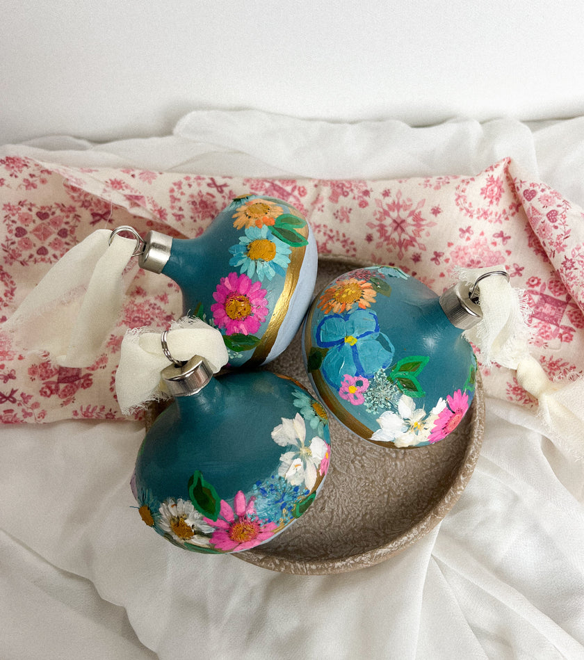 Ceramic Ornament - Pressed Flowers & Coloring