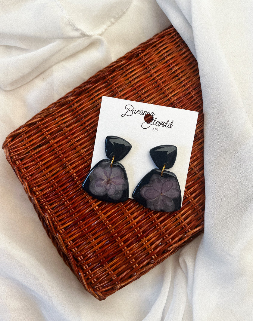 Navy Base w/ Pressed Flowers