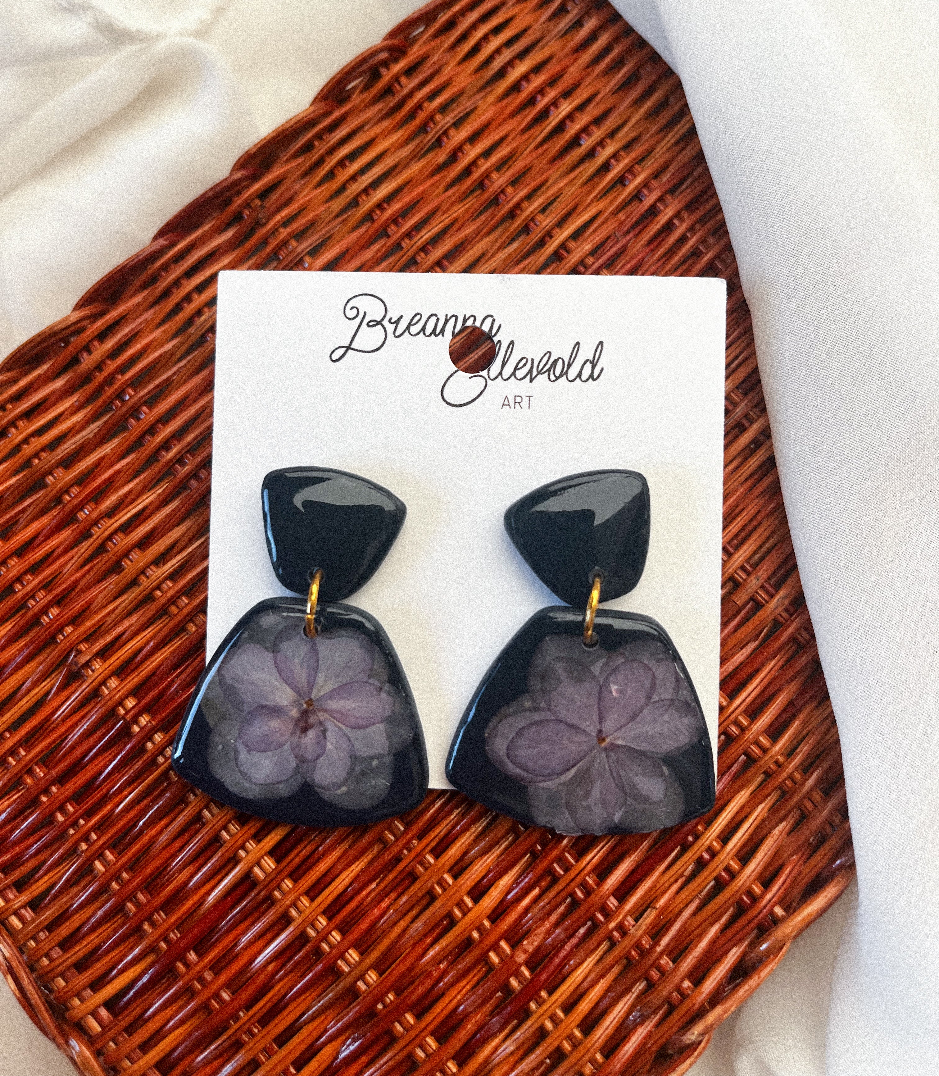 Navy Base w/ Pressed Flowers