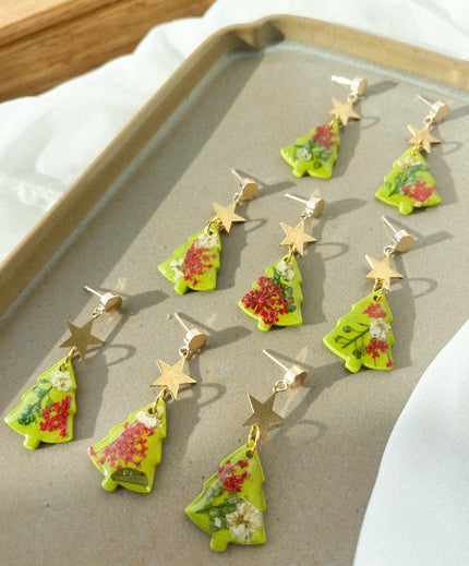 Christmas Tree w/ Pressed Flowers